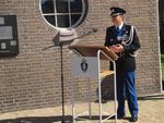 Kolonel Egon Hoppe houdt toespraak bij de opening van het gebouw.